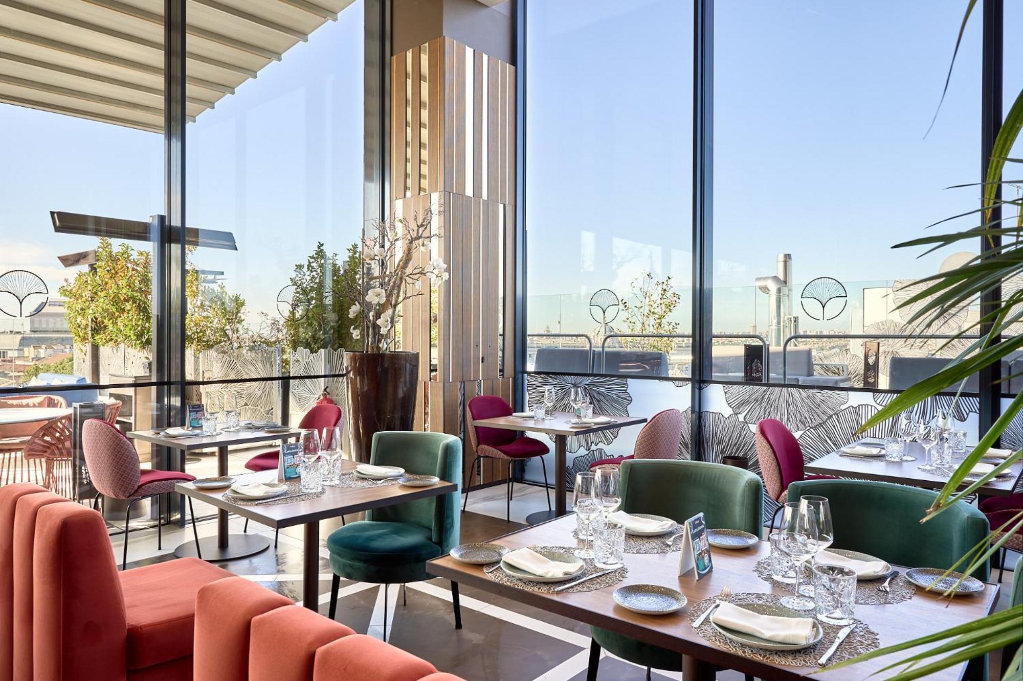 Vp Plaza Espana Design Madrid Esterno foto Restaurant