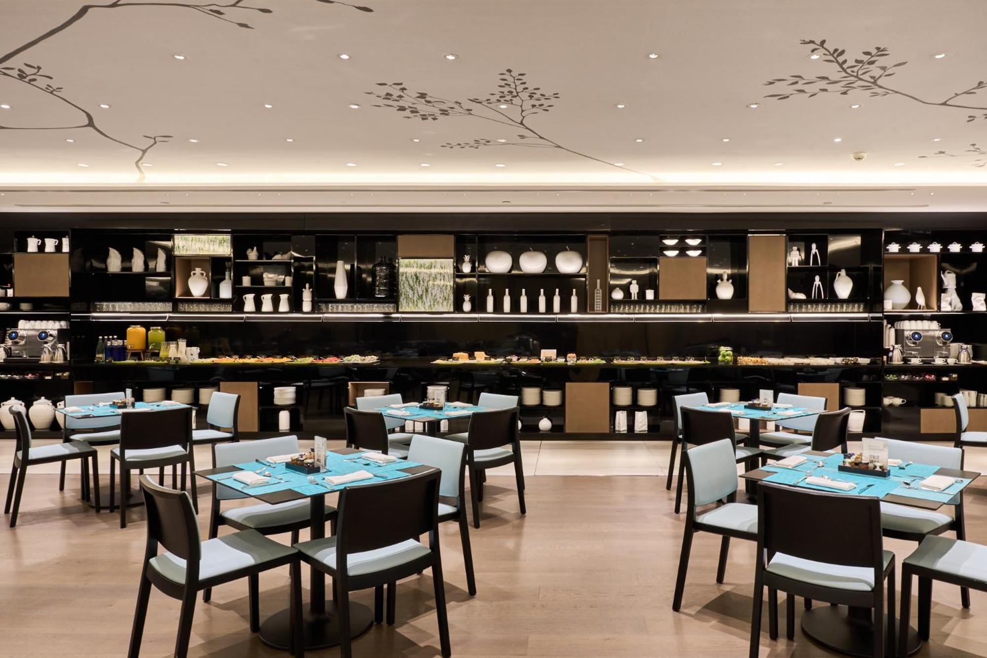 Vp Plaza Espana Design Madrid Esterno foto The restaurant